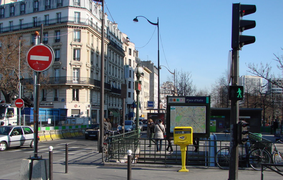 metroparis_Place_d_Italieboca.jpg