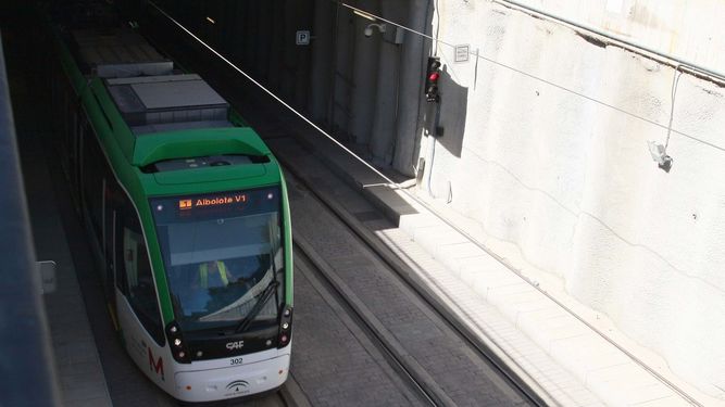 metrogranada_tren.jpg