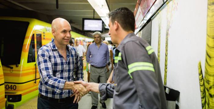 larreta-empleado-6000-b-700x357.jpg